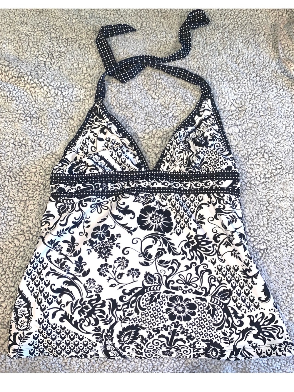 Mossimo Tankini Top Black and white with polka dot and Hawaiian Floral print